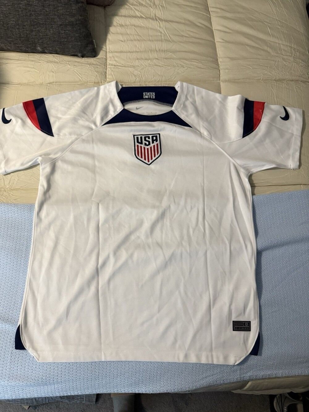 Authentic Nike USMNT #8 Weston McKennie 2022-2023 football soccer jersey kit L